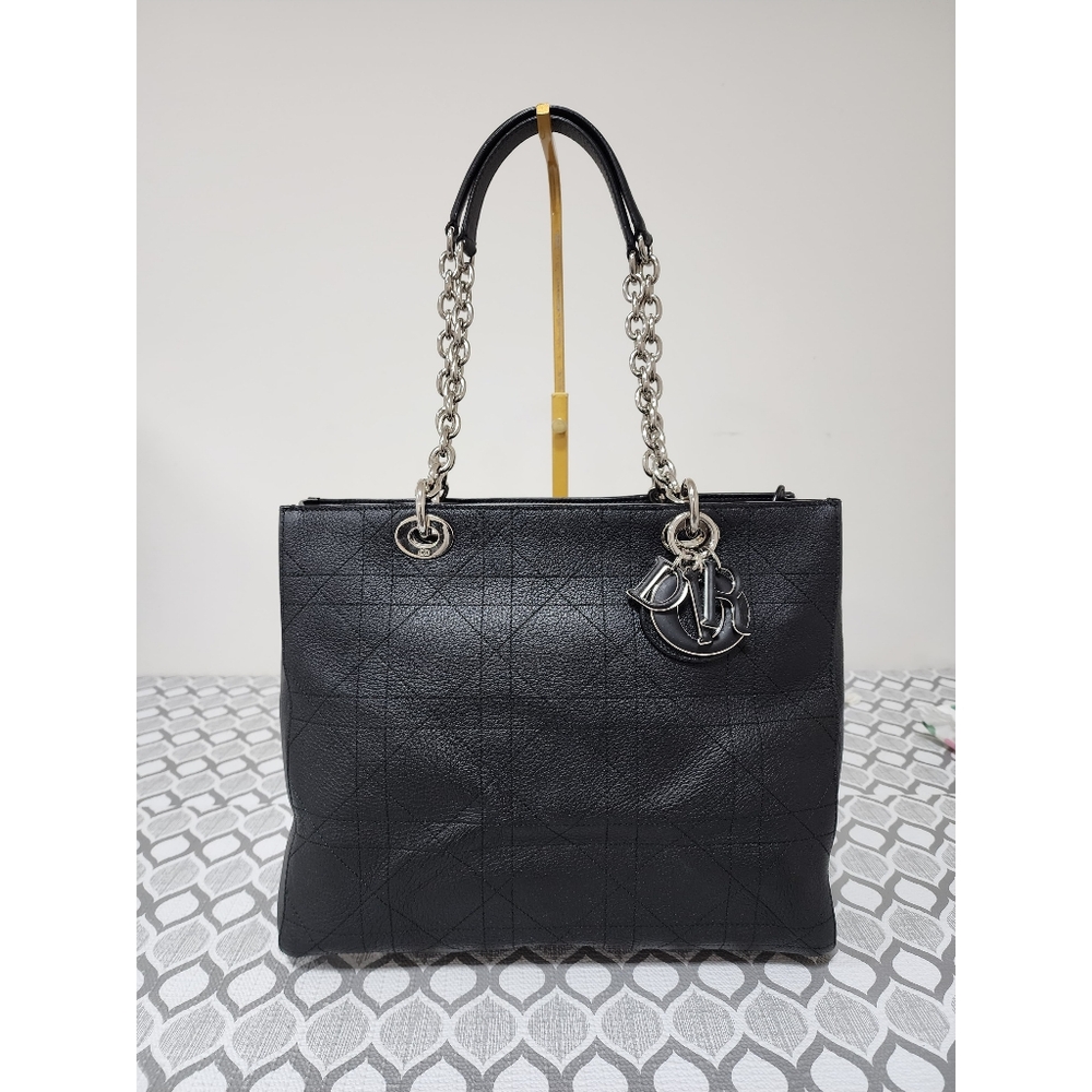 CHRISTIAN DIOR Grained Calfskin Leather Cannage Quilted Medium Ultradior Tote Ba